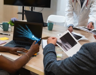 Echolight Highlights Radiation-Free Bone Scanning at RSNA 2025